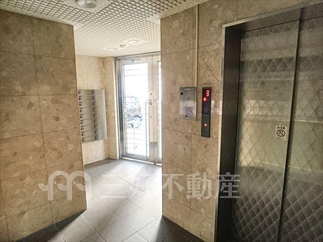 Apartment for Rent in Hakata-ku, Fukuoka Near Chiyo Kencho-guchi Station - Thumbnail 4