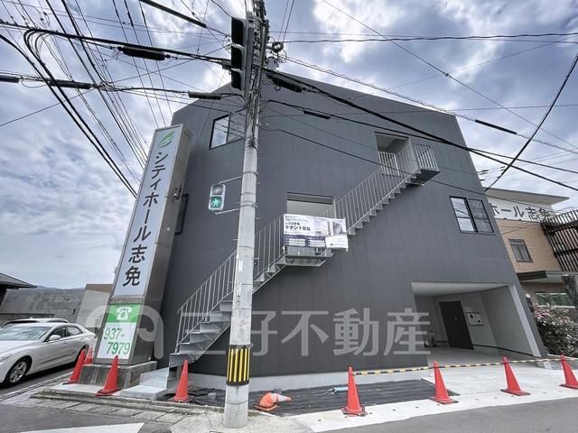 Sun Pearl Hills 2LDK Apartment for Rent in Shime, Fukuoka - Thumbnail 2