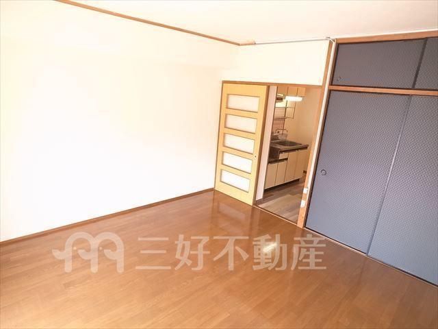 1K Apartment for Rent in Jonan Ward, Fukuoka City - Thumbnail 4
