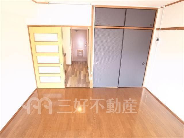 1K Apartment for Rent in Jonan Ward, Fukuoka City - Thumbnail 3