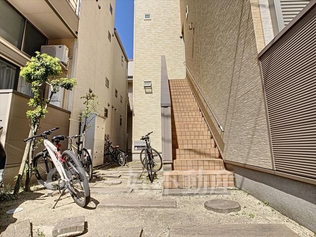 Pastel Heights Hakata Apartment for Rent in Fukuoka - Thumbnail 2