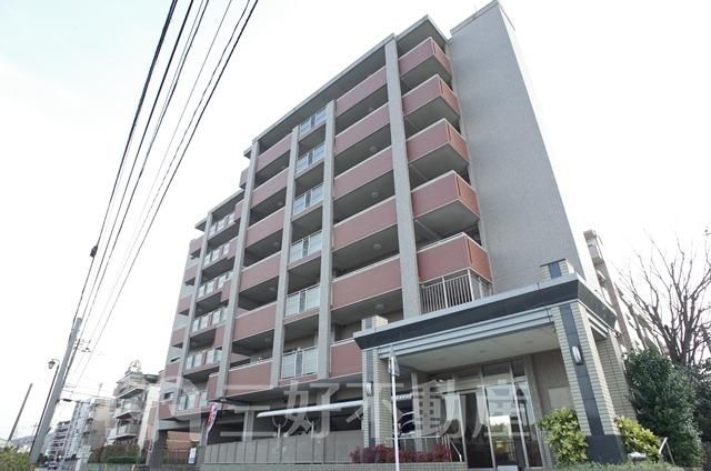 Apartment for Rent in Dazaifu, Fukuoka - 7-Story RC Building - Thumbnail 3