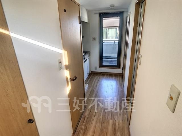 Lexus Apartment for Rent in Jonan Ward, Fukuoka - Thumbnail 4