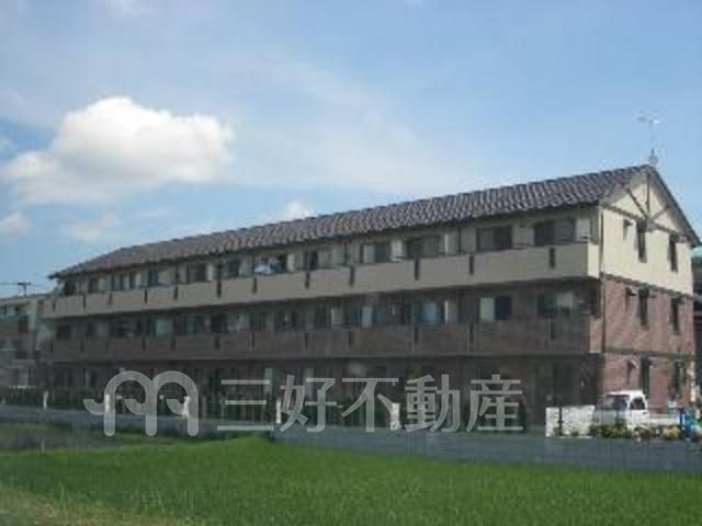 3DK Apartment for Rent in Shime Town, Fukuoka - Thumbnail 2