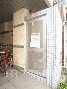 1K Apartment for Rent in Chuo Ward, Fukuoka Near Ropponmatsu Station - Thumbnail 2