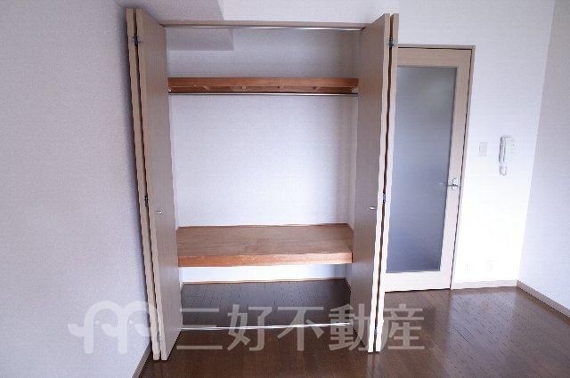 1K Apartment for Rent in Hakata Ward, Fukuoka City - Thumbnail 3