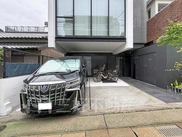 2LDK Designer Apartment in Sawara Ward, Fukuoka City - Thumbnail 2