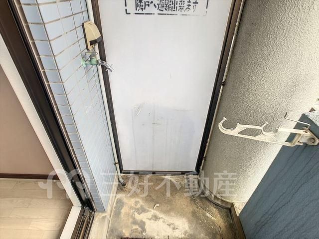 1K Student Apartment Near Ohori Park Station, Fukuoka - Thumbnail 3