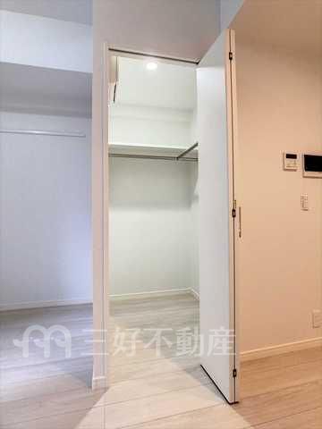 1R Designer Apartment for Rent in Hakata-ku, Fukuoka - Thumbnail 4