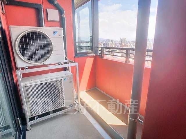 2LDK Apartment for Rent in Chuo-ku, Fukuoka City - Thumbnail 3