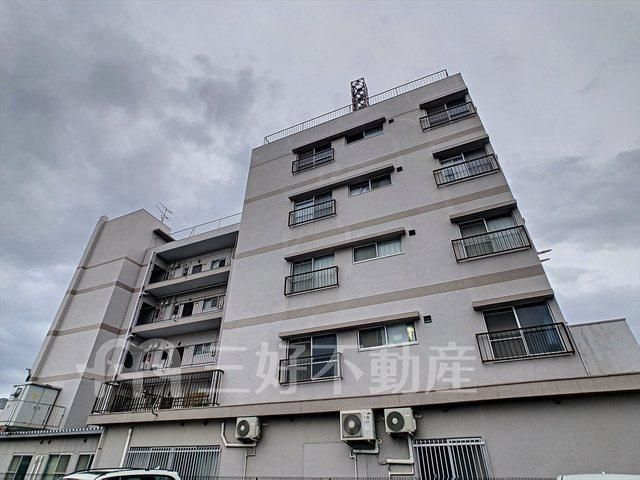 2LDK Apartment for Rent in Jonan Ward, Fukuoka City - Thumbnail 2