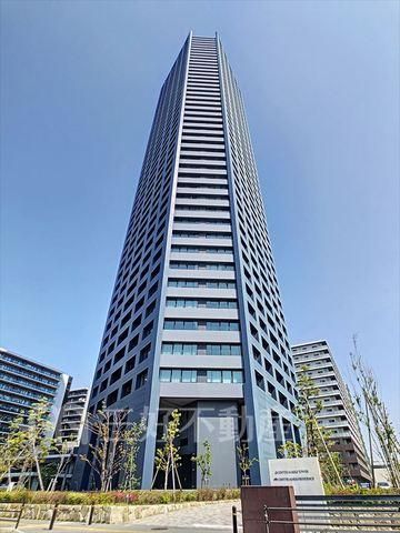 3LDK Apartment for Rent in Center Mark Tower, Fukuoka - Thumbnail 4