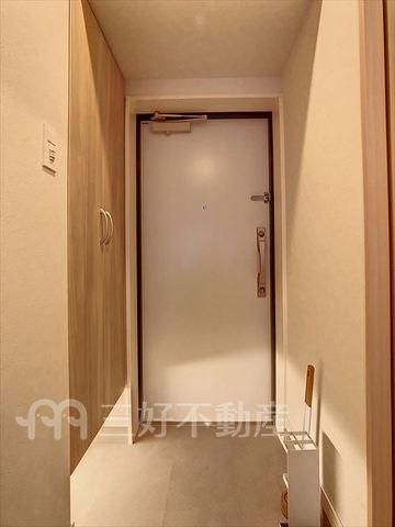 2LDK Modern Corner Apartment in Chuo-ku, Fukuoka - Thumbnail 3