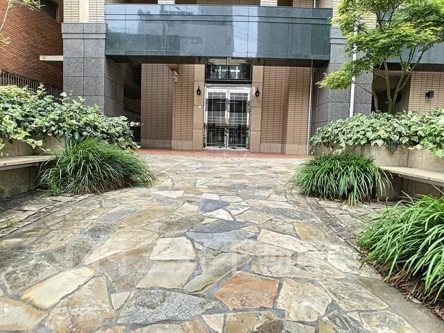 3LDK Rental Apartment in Chuo Ward Fukuoka Near Akasaka - Thumbnail 2