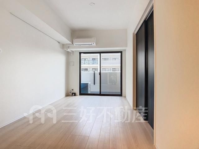 Modern 1LDK Apartment for Rent in Yakuin, Chuo-ku, Fukuoka - Thumbnail 4