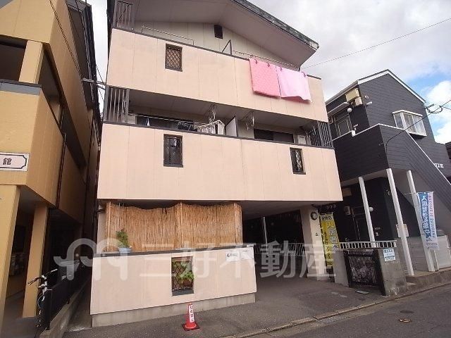 1K Apartment for Rent Near Meinohama Station in Fukuoka - Thumbnail 3