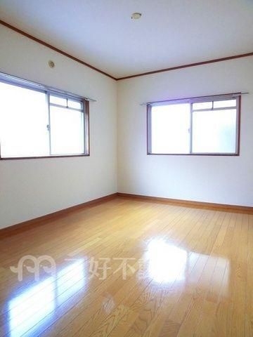 2LDK Apartment for Rent in Hakata-ku, Fukuoka - Thumbnail 2