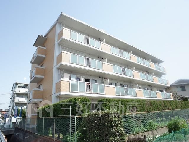 3LDK Apartment for Rent in Nakagawa City, Fukuoka - Image 1