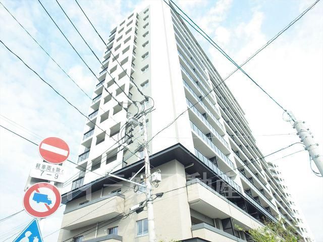 2SLDK Apartment for Rent in Hakata Ward, Fukuoka - Thumbnail 3