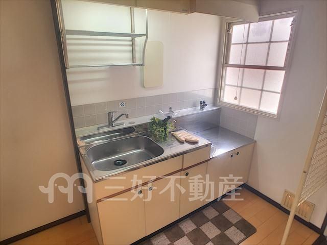 1K Apartment for Rent near Kaizuka Station, Fukuoka - Thumbnail 3