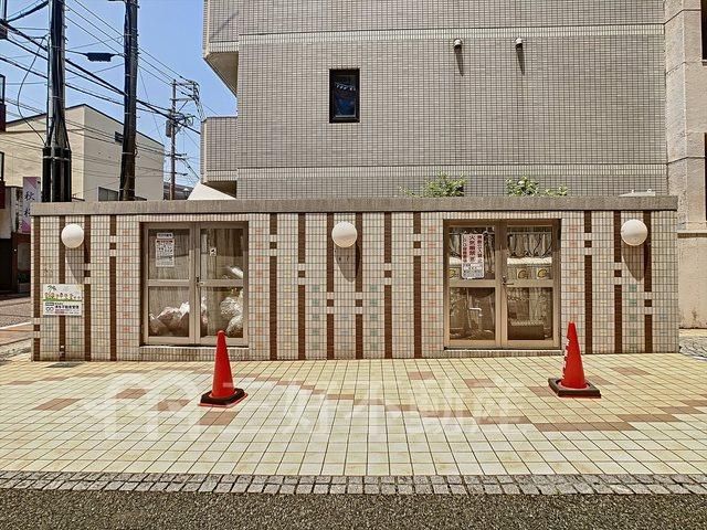 1LDK Apartment for Rent Near Takeshita Station in Fukuoka - Thumbnail 4