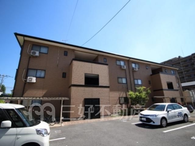 2LDK Apartment for Rent in Itoshima City, Fukuoka - Thumbnail 3