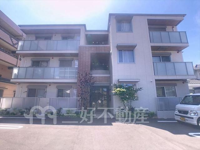 New 3-Story Apartment for Rent in Hakozaki, Fukuoka - Thumbnail 2