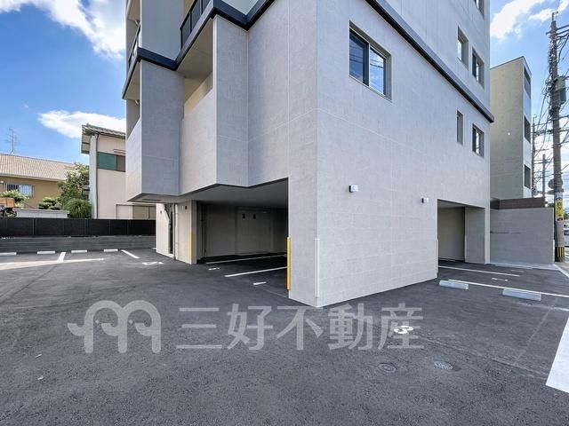 New 2LDK/3LDK Apartments for Rent in Fukuoka's Sawara Ward - Thumbnail 2