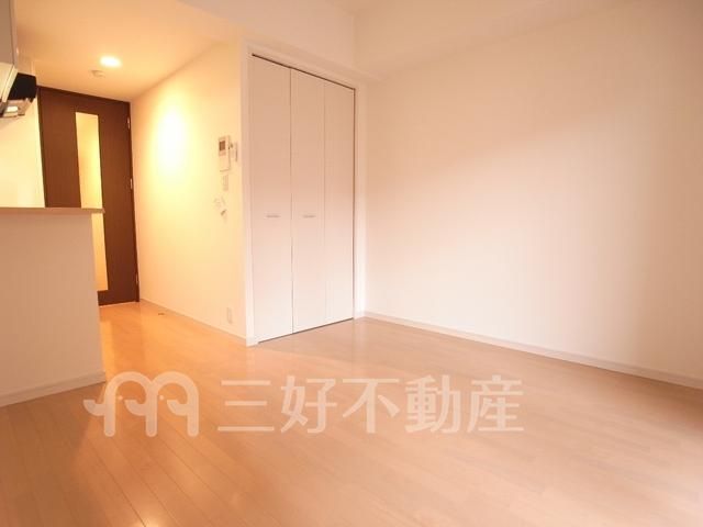1LDK Apartment for Rent Near Meinohama Station, Fukuoka - Thumbnail 3