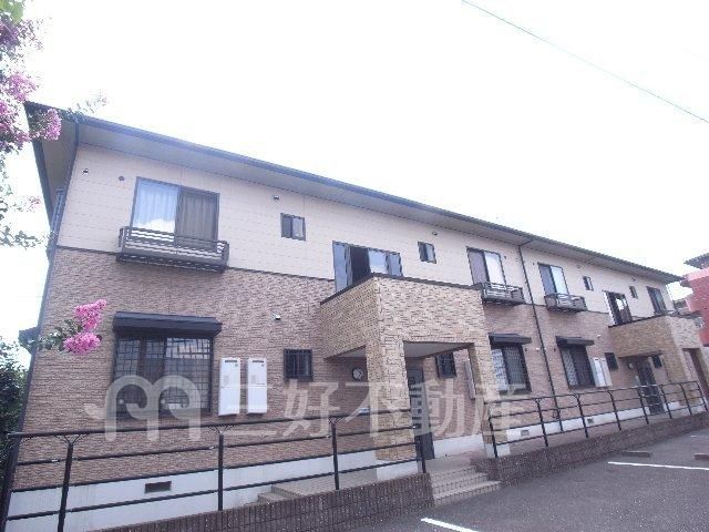 2LDK Apartment for Rent in Onojo City, Fukuoka - Thumbnail 2