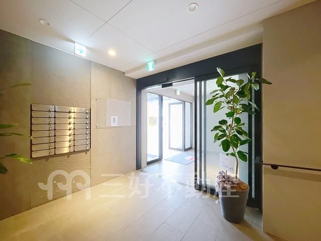 Modern 2LDK Apartment in Minami Ward, Fukuoka - Thumbnail 4