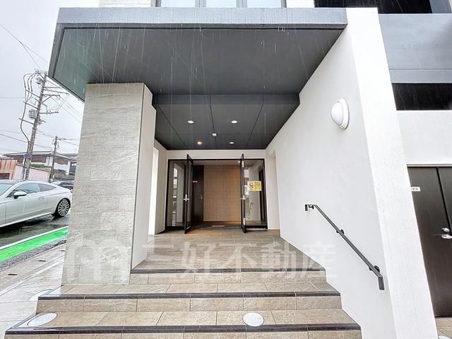 Modern 2LDK Apartment in Minami Ward, Fukuoka - Thumbnail 3