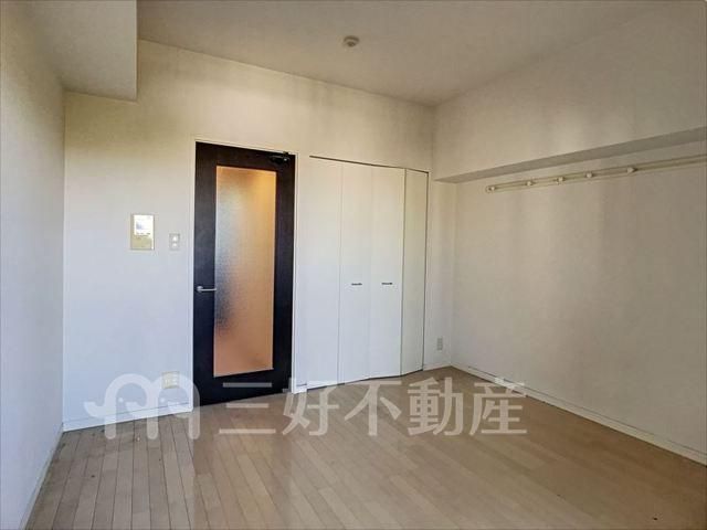 1K Apartment for Rent in Hakata Ward, Fukuoka City - Thumbnail 4