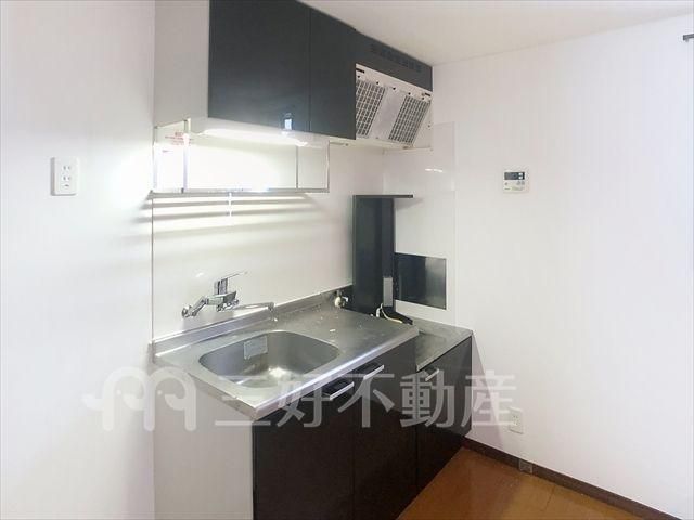 1K Student Apartment for Rent in Fukuoka Nishi Ward - Thumbnail 2