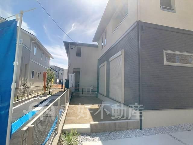 New 4LDK Detached House Near To-no-Haru Station in Higashi-ku, Fukuoka - Thumbnail 3
