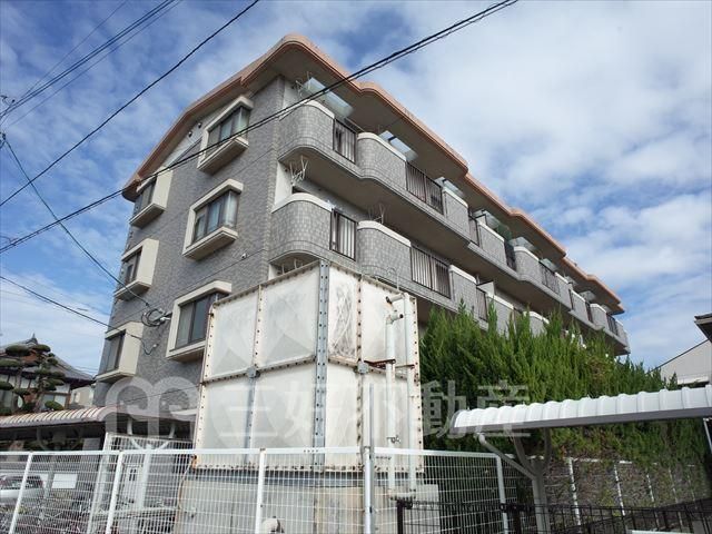 Rental 3LDK Apartment in Nakagawa City, Fukuoka - Thumbnail 2