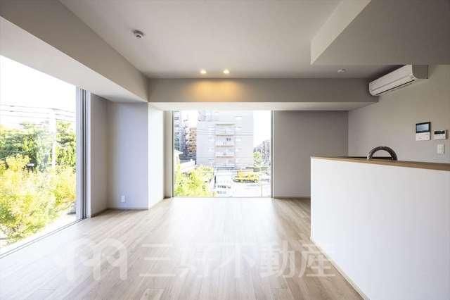 1LDK 60.55m² Apartment for Rent in Chuo Ward, Fukuoka - Thumbnail 2