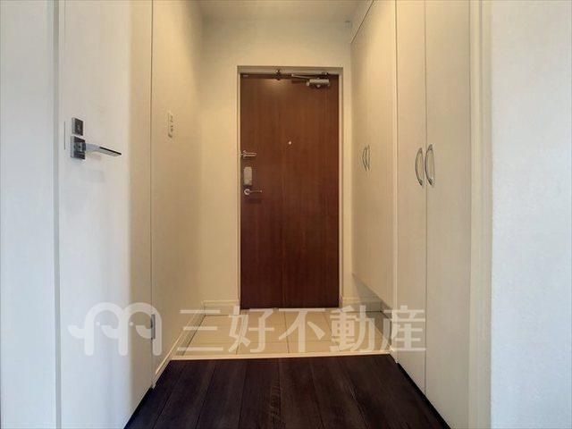 1LDK Designer Apartment Near Hakata Station in Fukuoka - Thumbnail 3