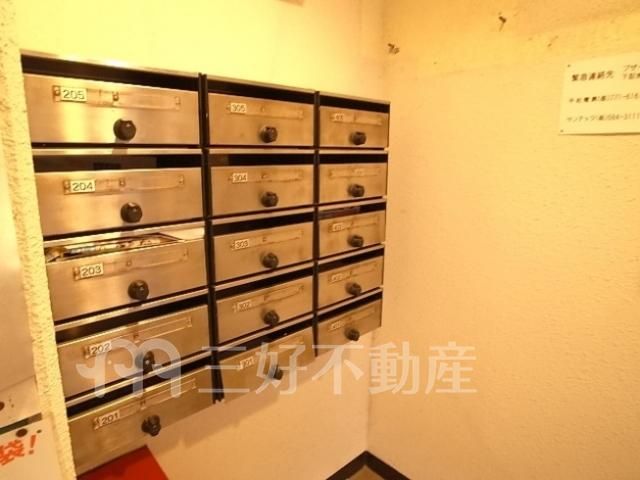 1K Apartment for Rent in Meinohama, Fukuoka City - 25.6 sqm - Thumbnail 3