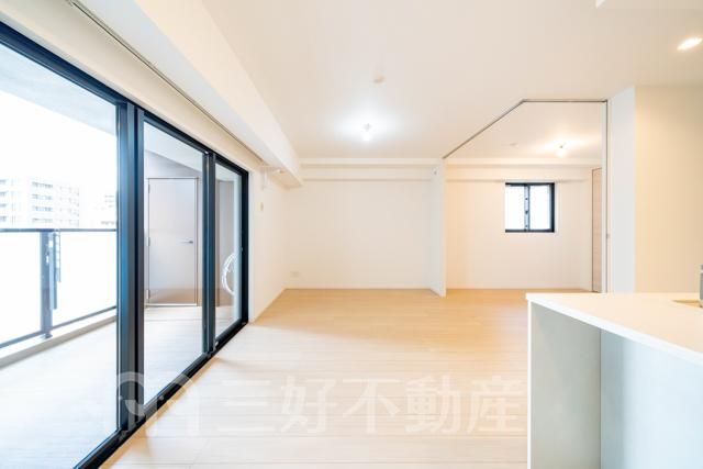 2LDK Apartment for Rent in Chuo Ward, Fukuoka City - Thumbnail 4