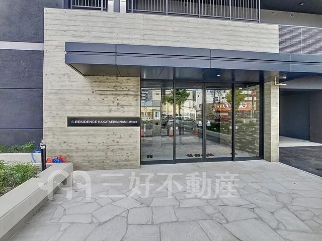 2LDK Apartment for Rent in Hakata-ku, Fukuoka City - Thumbnail 2