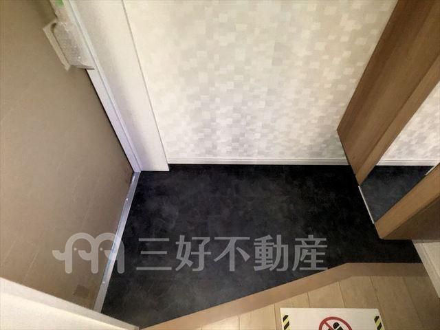 1SLDK Apartment for Rent in Shime, Fukuoka near Fukuoka Airport Station - Thumbnail 4