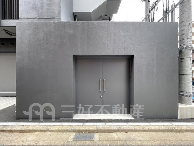 2LDK Apartment for Rent in Hakata-ku, Fukuoka - 53m² - Thumbnail 3