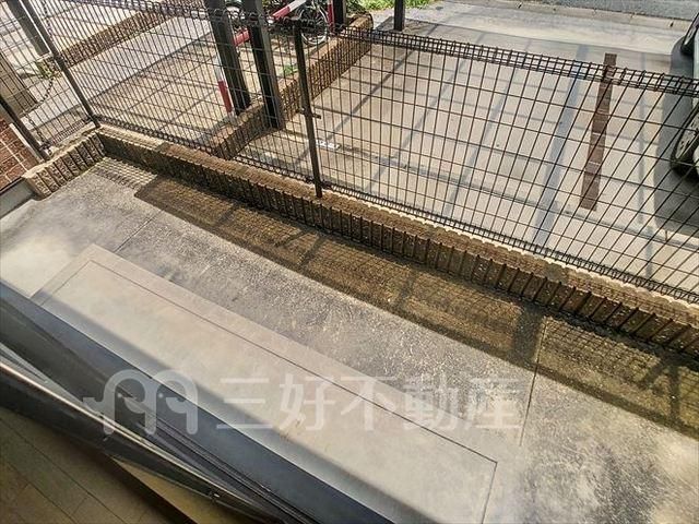 2LDK Apartment for Rent in Dazaifu, Fukuoka - 61.9m² - Thumbnail 2