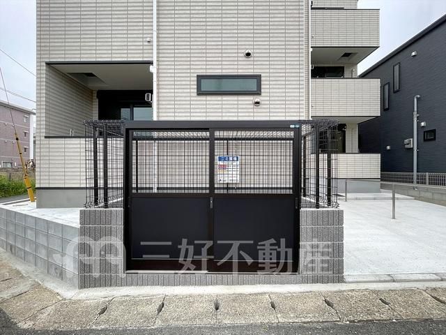 2LDK Apartment for Rent in Hakata-ku, Fukuoka - 45m² Near Sakuranamiki Station - Thumbnail 3