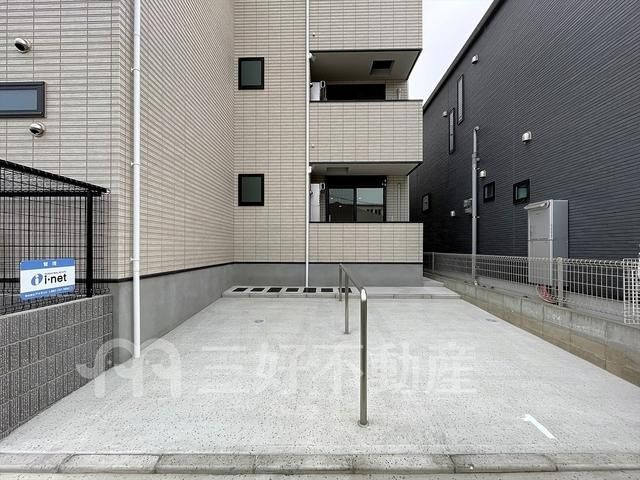 2LDK Apartment for Rent in Hakata-ku, Fukuoka - 45m² Near Sakuranamiki Station - Thumbnail 4