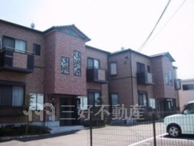 2LDK Apartment for Rent in Hakata Ward, Fukuoka - Thumbnail 2