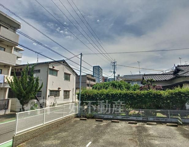 Aioi Heights Apartment near Minami-Fukuoka Station - Thumbnail 3