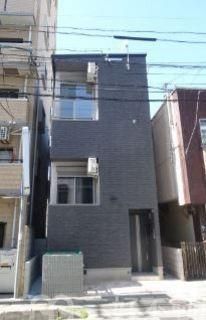2-Story Corner Apartment near Minami-Fukuoka Station, Hakata-ku - Thumbnail 3