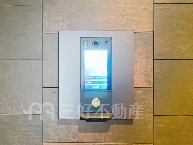 Modern 2LDK Apartment for Rent Near Nishi-Shin Station in Fukuoka - Thumbnail 2